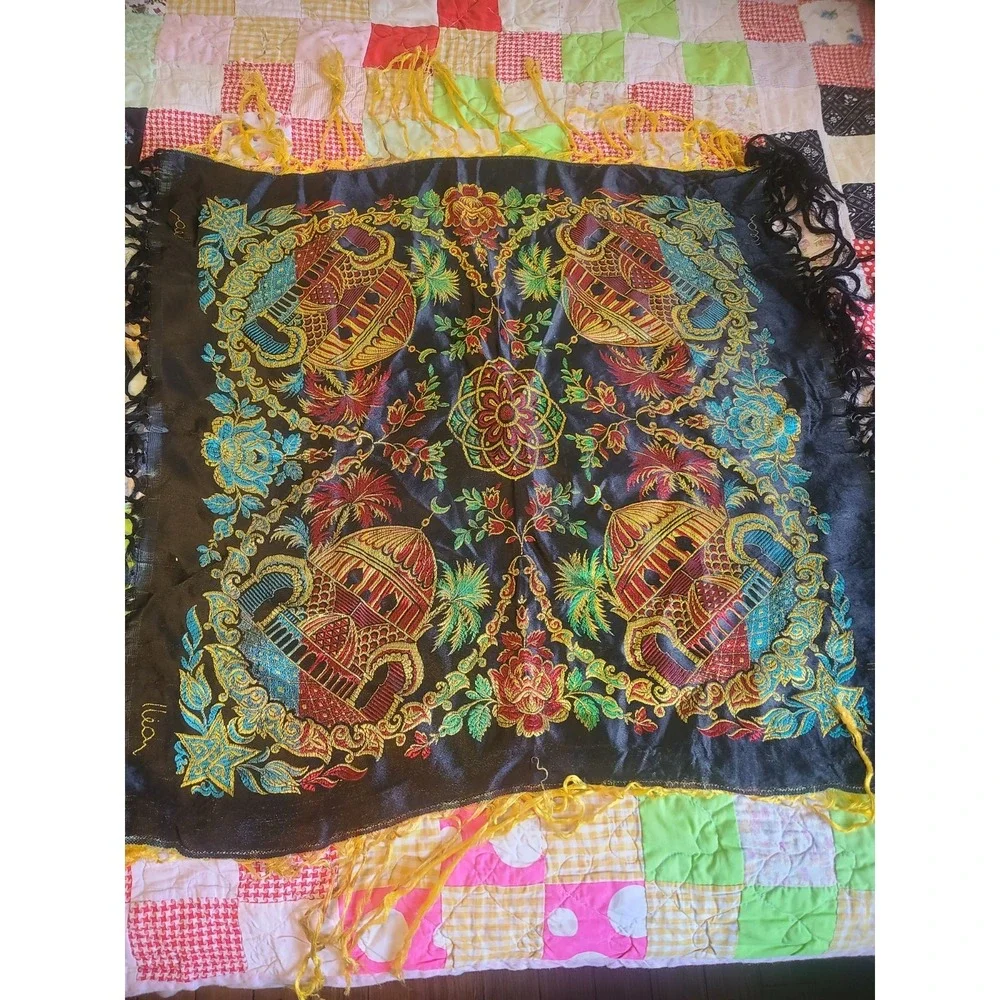 Vintage 1940s Taj Mahal Brocade Piano Shawl Scarf Fringe Souvenir Black Gold